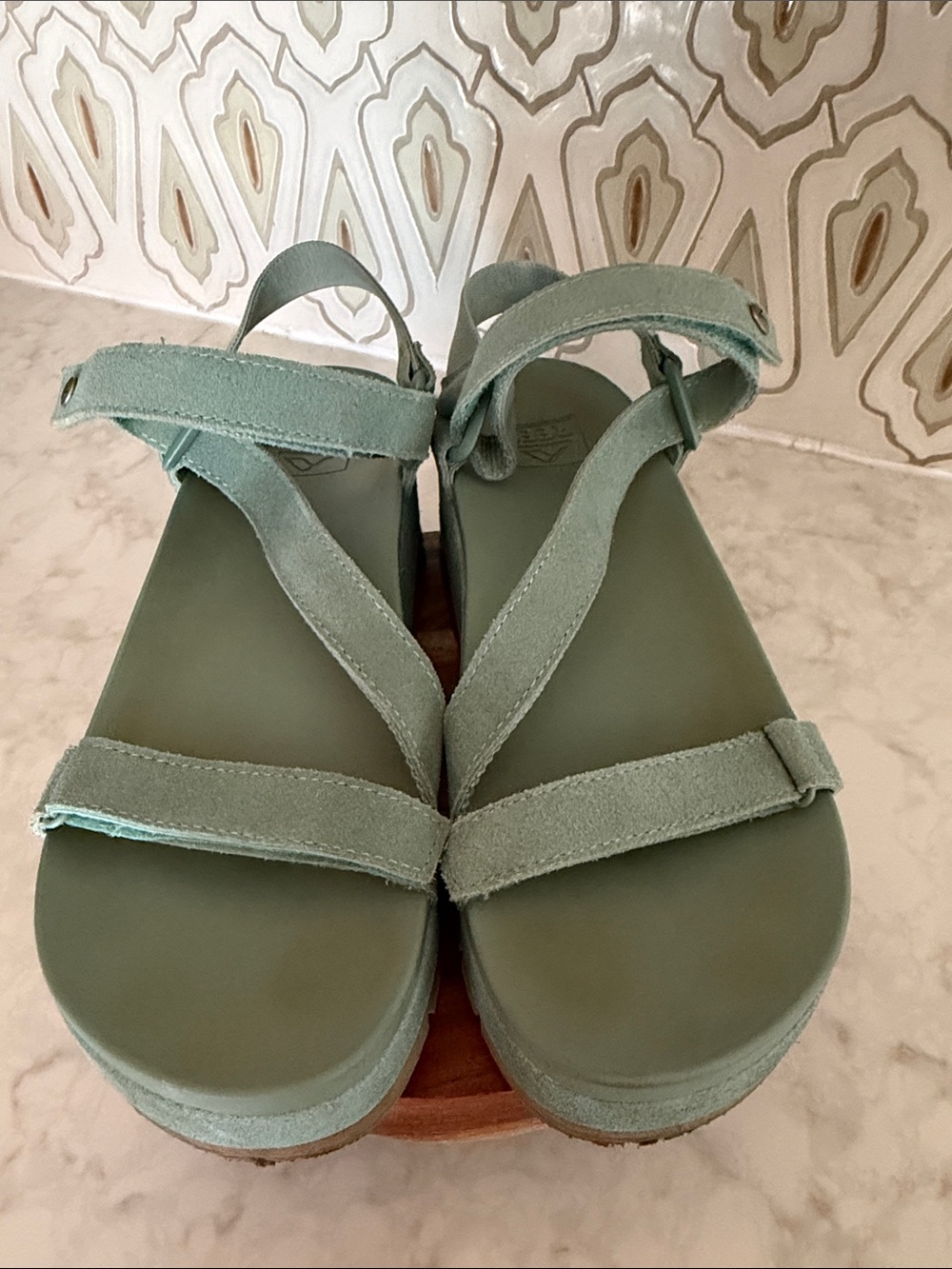 Reef Women's Sage Green Suede Strap Sandals